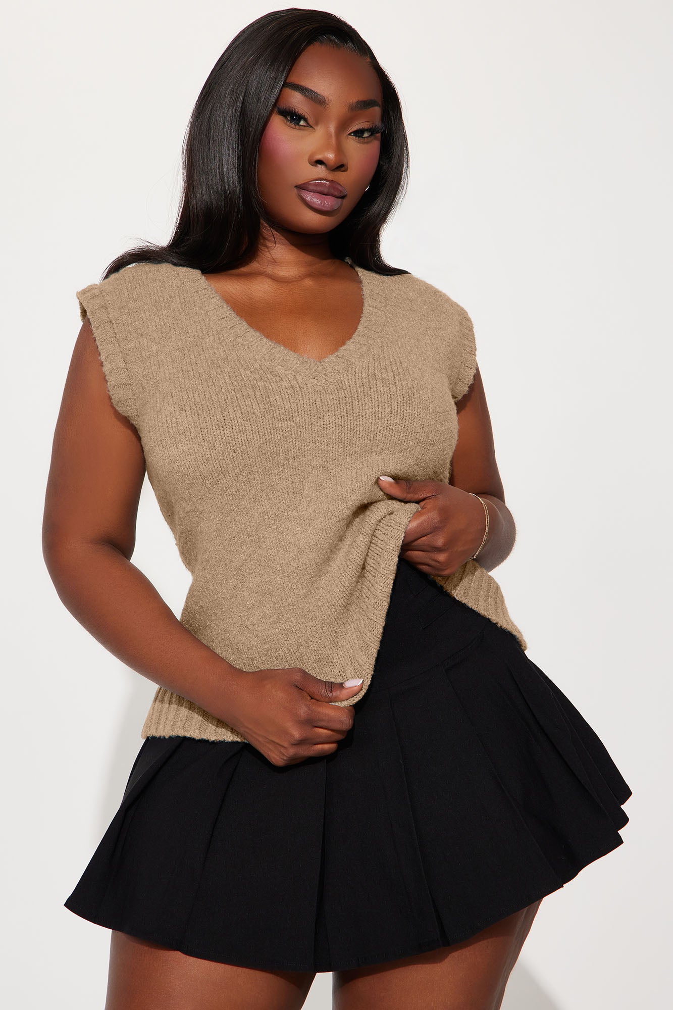 Top Scholar Sweater Vest - Beige - Image 27