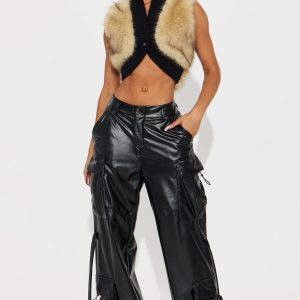 Wrapped In Faux Fur Sweater Vest - Black